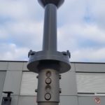 Cardankoppeling ontworpen voor een Liebherr LRB355 met een BAT450 boortafel. Voorzien van een Olivier koppeling aan de onderzijde en een trechter aan de bovenzijde voor open betonstorten bij de constructie van Olivier palen.